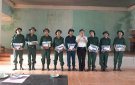 Tin gặp mặt, giao nhiệm vụ và phát quân trang cho 8 tân binh xã Khuyến Nông năm 2018